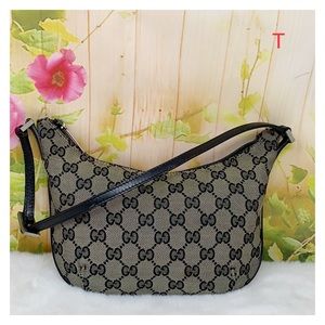 Authentic Gucci Pochette Bag